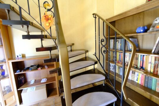 geschwungene Treppe 