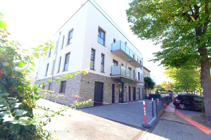 Erstbezug nach Fertigstellung 2025: Moderne 3 Zimmer ETW ca. 80,35 m² mit 2 Balkonen