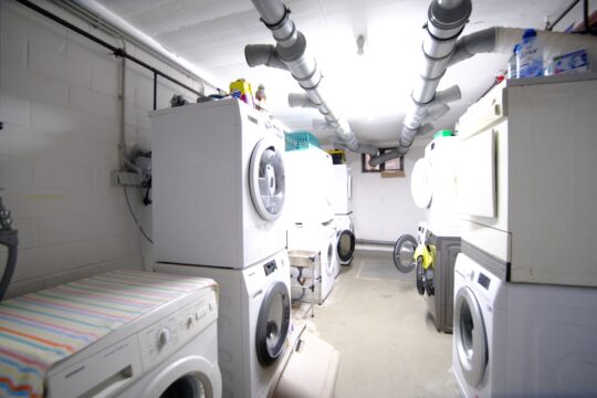 gemeinschaftlicher Waschraum