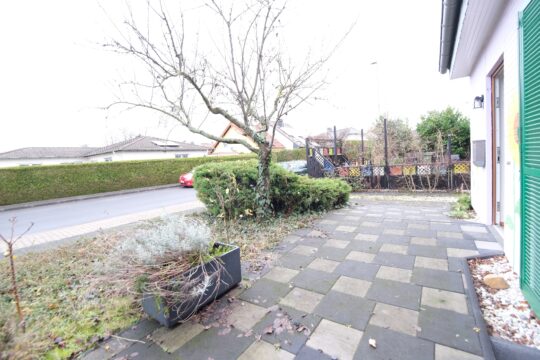 Terrassen-Ansicht vorne