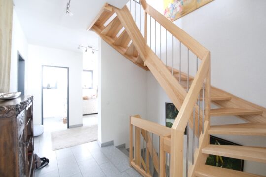 Geräumiger Eingangsbereich