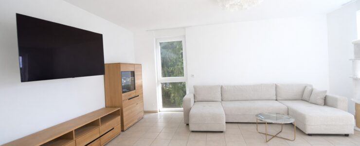 Wohnung in zentraler Lage mit Einbauküche,Aufzug und TG-Stellplatz