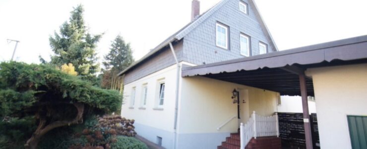 Gemütliches Einfamilienhaus mit 7 Zimmern und großem Grundstück