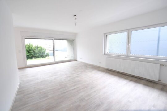 helles Wohnen mit Terrasse