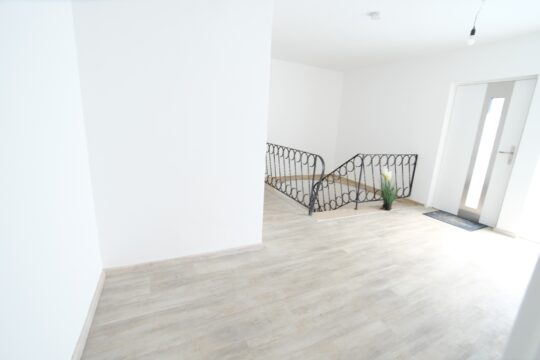 großzügiger Eingangsbereich