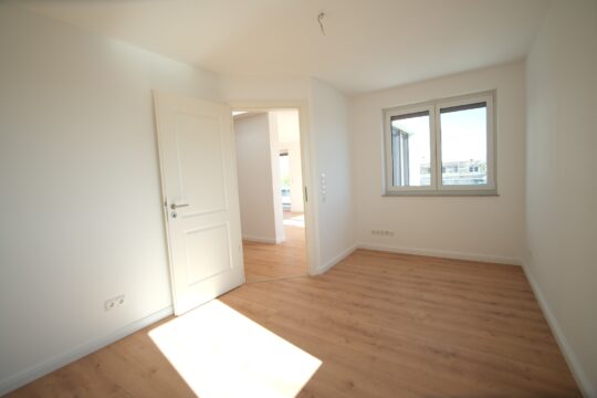 Büro/ Kind/ Gästezimmer