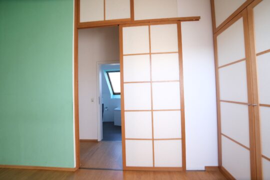 Schiebetür zum Schlafzimmer