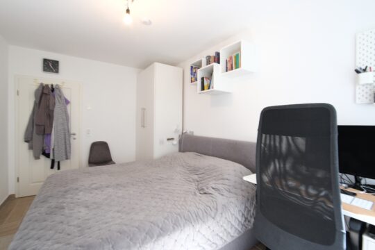 Schlafzimmer UG