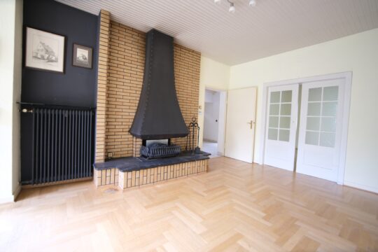 offener Kamin im Wohnraum
