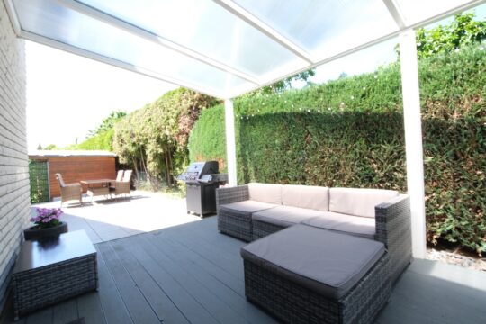 Überdachte Terrasse