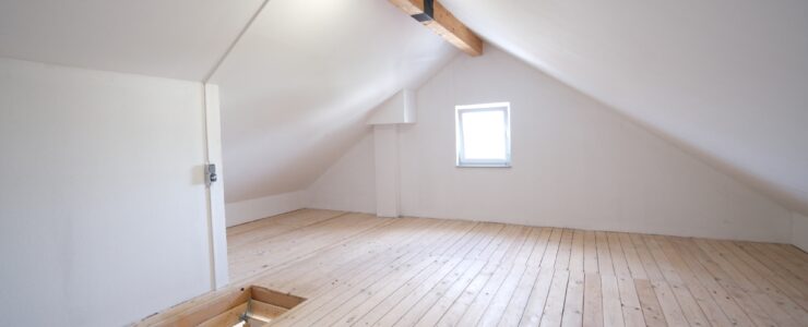 Moderne 2 Zimmerwohnung mit Balkon und Spitzboden in Troisdorf!